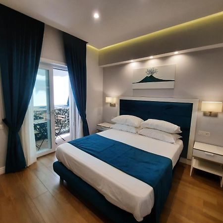 Gea Suite Наполи Екстериор снимка